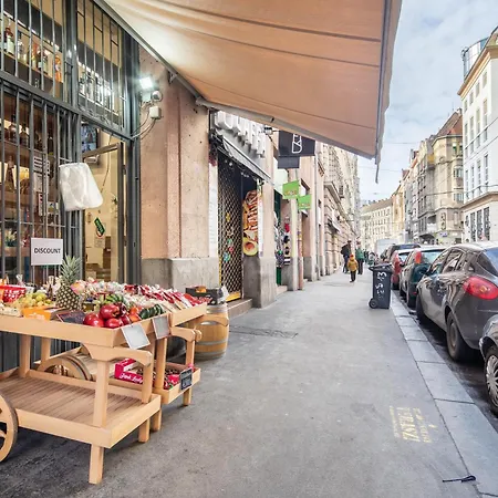 Extreme Central Studio Budapest Exterior photo